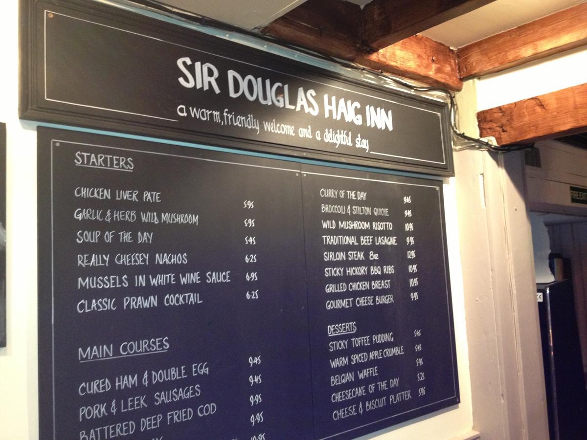 Sir Douglas Haig Inn Effingham Екстер'єр фото