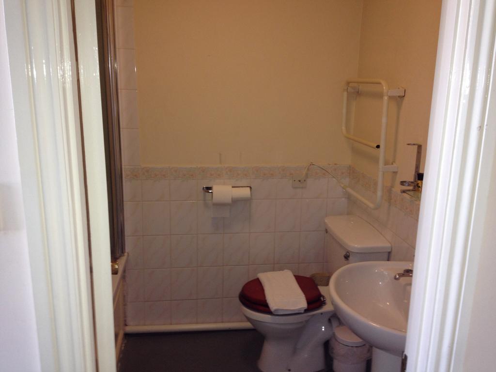 Sir Douglas Haig Inn Effingham Номер фото