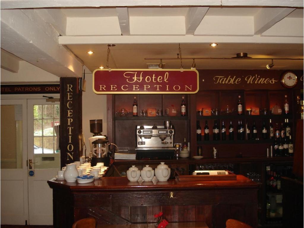 Sir Douglas Haig Inn Effingham Екстер'єр фото